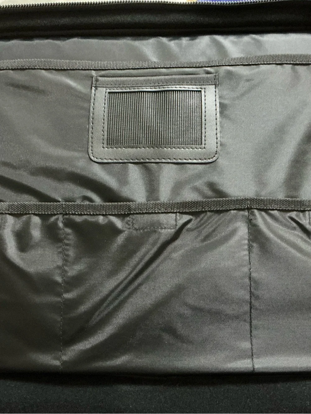 NEW - ICON Black Computer-Notebook Case